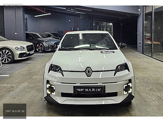 2025 RENAULT R5 EV40 TECHNO BAYİ